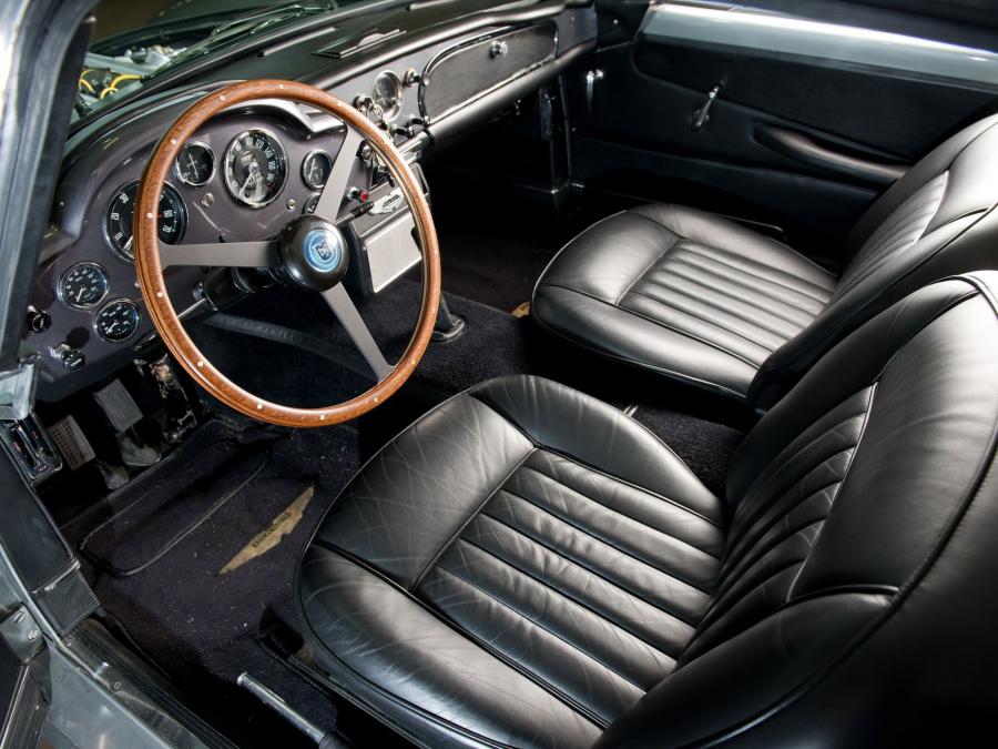 Интерьер Aston Martin DB4 GT 1959 года  (WW) (фото 9 из 16)